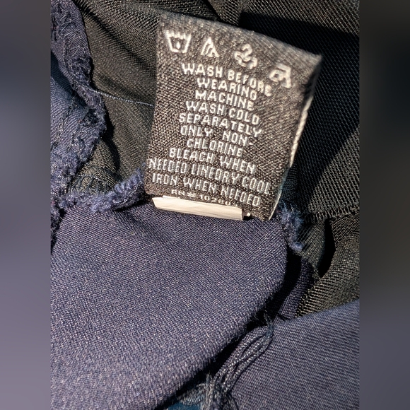 Briggs Capri Navy Blue  Dress Pants Pre-owned - Picture 9 of 10